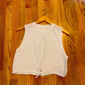 Lululemon cropped top